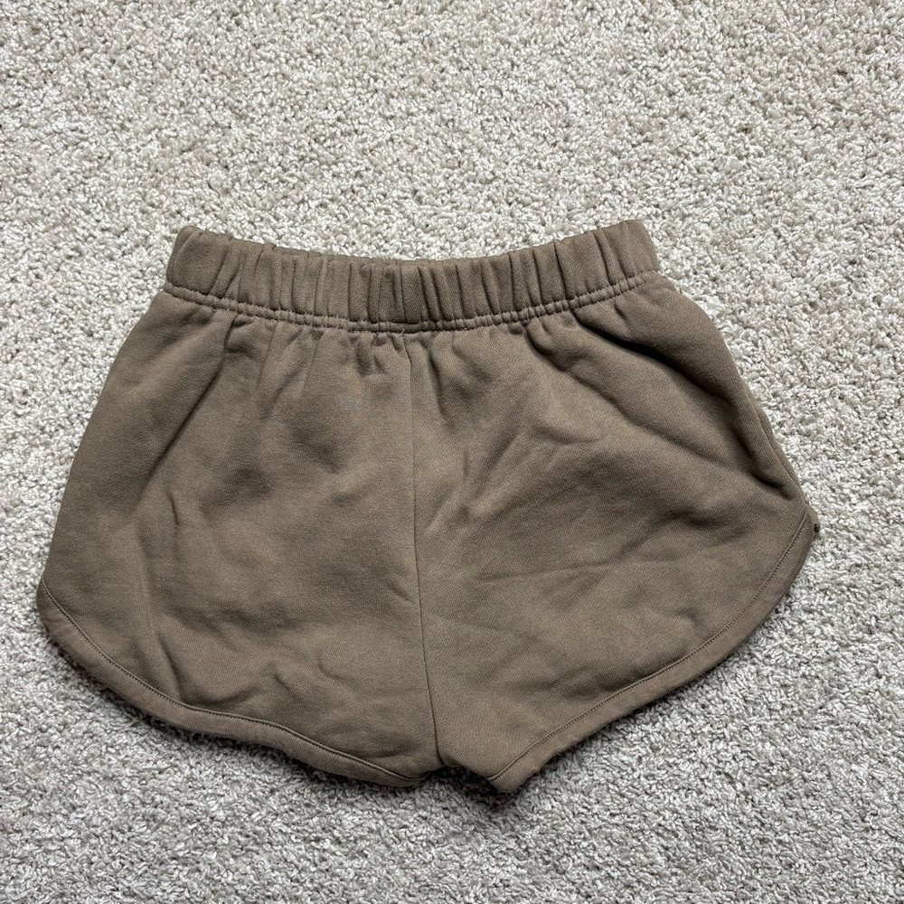 Essentials Sweat Shorts - Picture 2 of 5